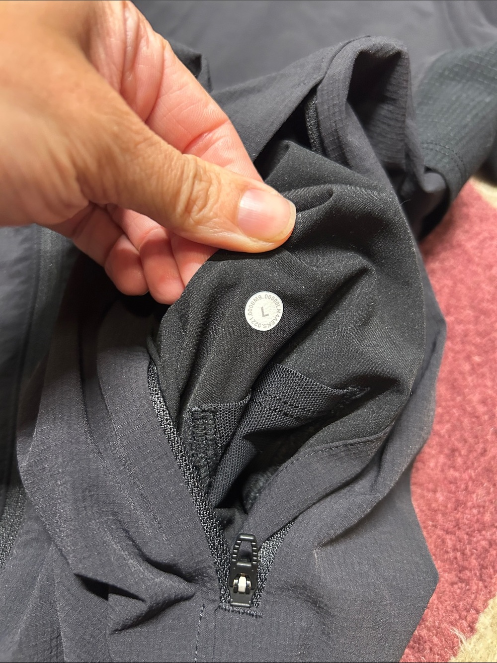 Lululemon Men’s Expeditionist Jacket Size L - Picture 3 of 10